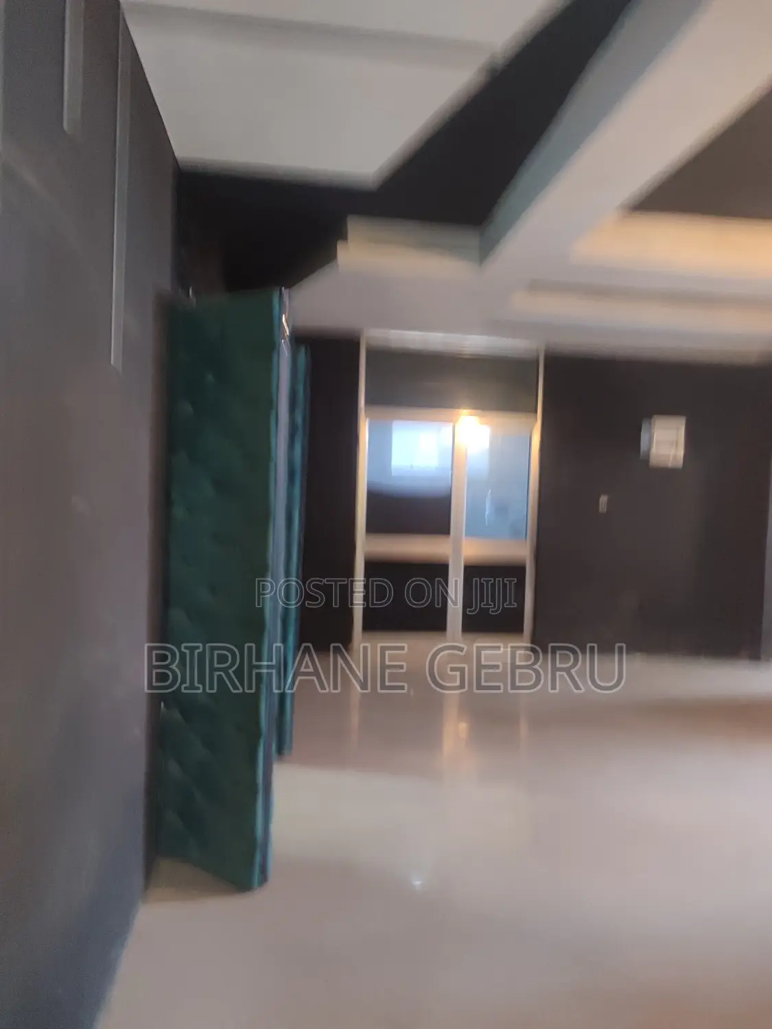 Complex Apartiment Rent for Lounge.Resturant Cafe and Other