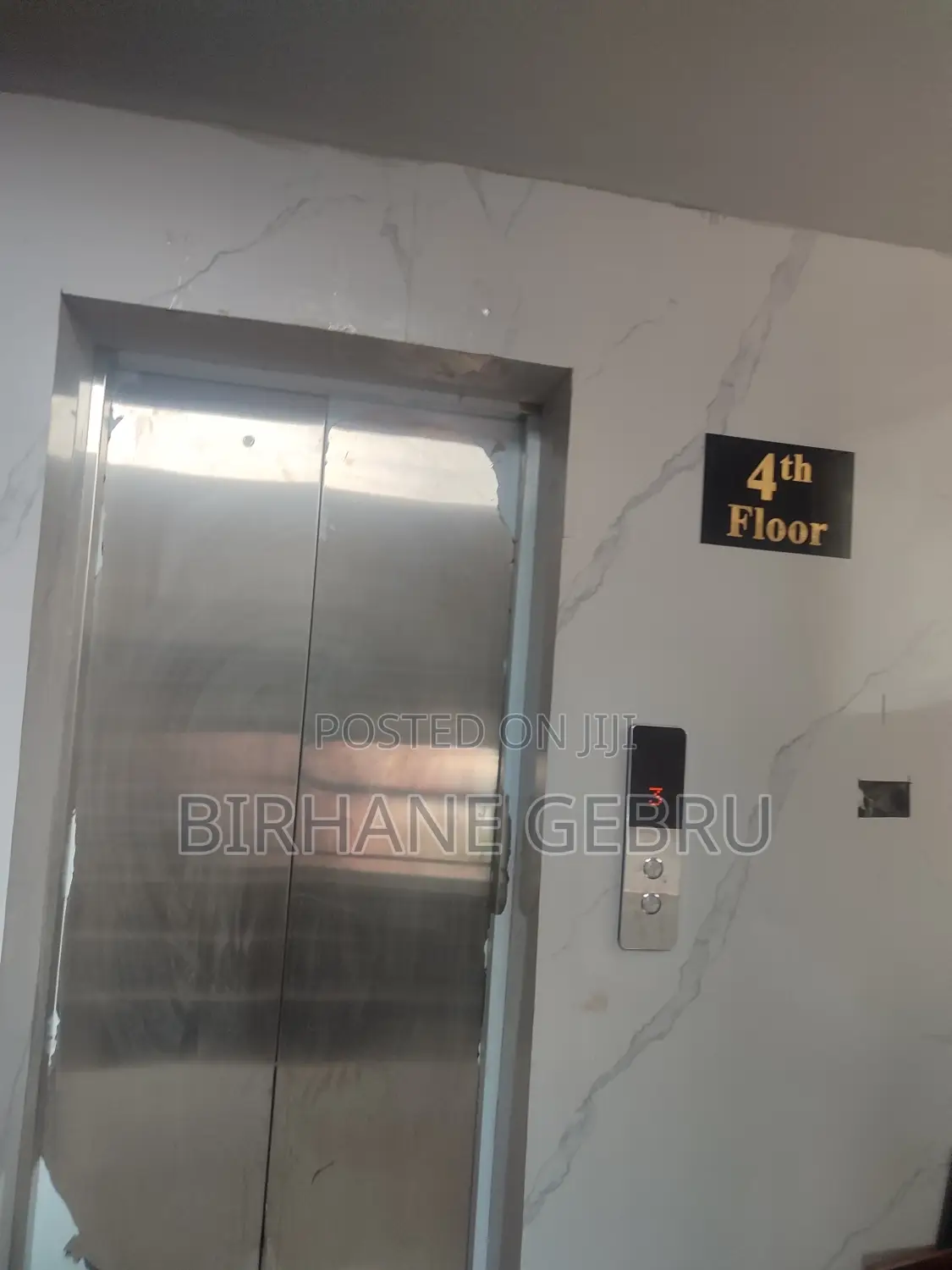 Complex Apartiment Rent for Lounge.Resturant Cafe and Other