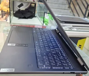 New Laptop Lenovo Yoga 7i 16GB Intel Core I7 SSD 1T