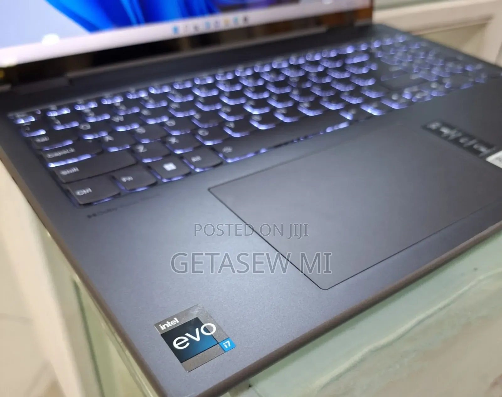 New Laptop Lenovo Yoga 7i 16GB Intel Core I7 SSD 1T