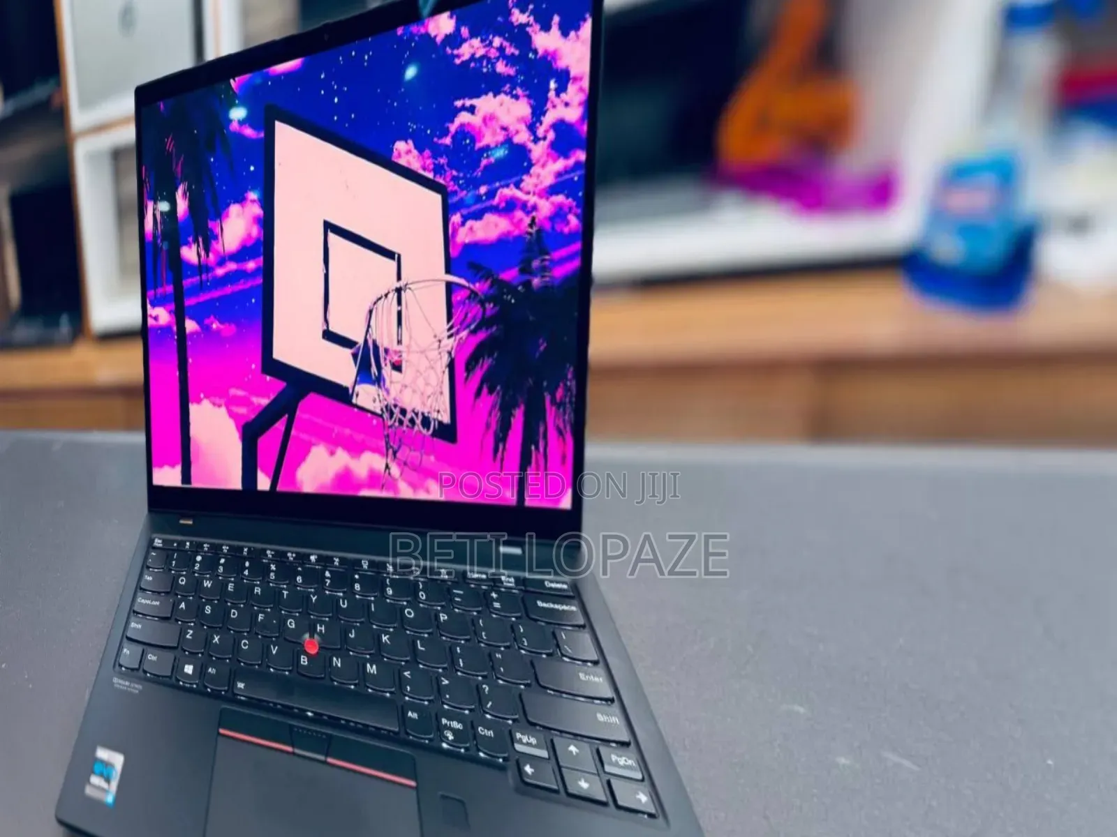 New Laptop Lenovo 16GB Intel Xeon SSD 512GB