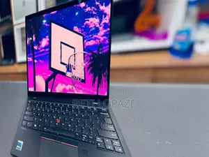 New Laptop Lenovo 16GB Intel Xeon SSD 512GB