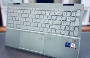 New Laptop HP Pavilion 15 12GB Intel Core I5 SSD 512GB