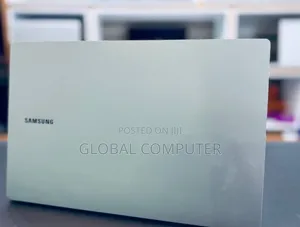 New Samsung Galaxy Book3 Pro 360 16" 16GB Intel Core I7 SSD 512GB