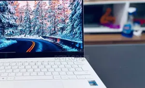 New Laptop Samsung Galaxy Book 2 16GB Intel Xeon SSD 512GB