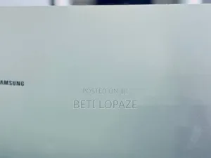 New Laptop Samsung Galaxy Book 2 16GB Intel Xeon SSD 512GB