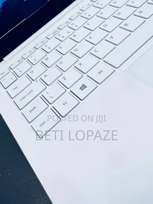 New Laptop Samsung Galaxy Book 2 16GB Intel Xeon SSD 512GB