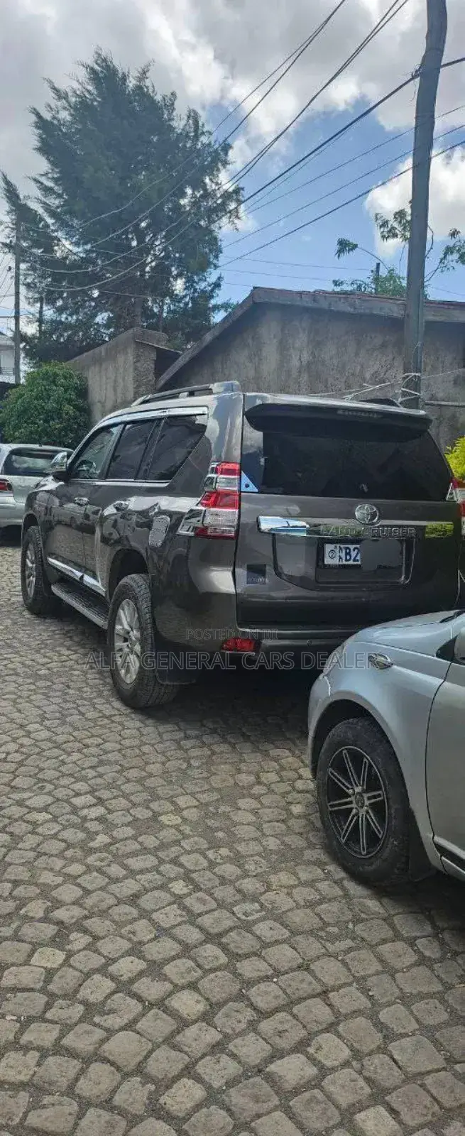 Toyota Land Cruiser Prado 2015 Brown
