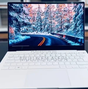 New Laptop Samsung Galaxy Book 2 16GB Intel Core I7 SSD 512GB