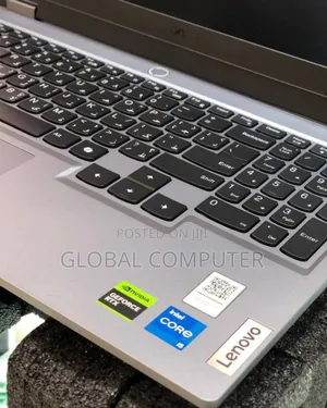 New Laptop Lenovo LOQ 15IRH8 16GB Intel Core I5 SSD 512GB