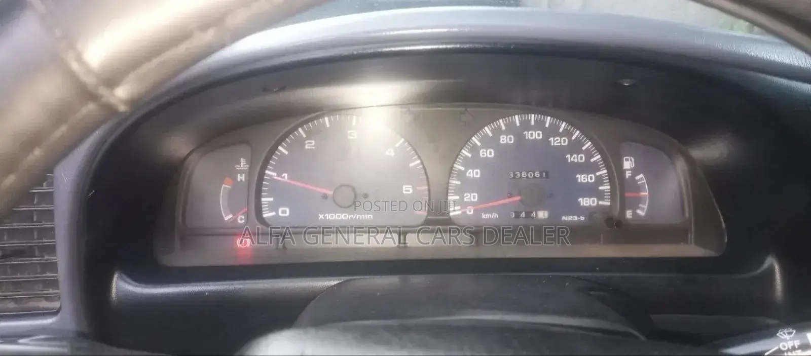 Toyota Hilux 2000 White