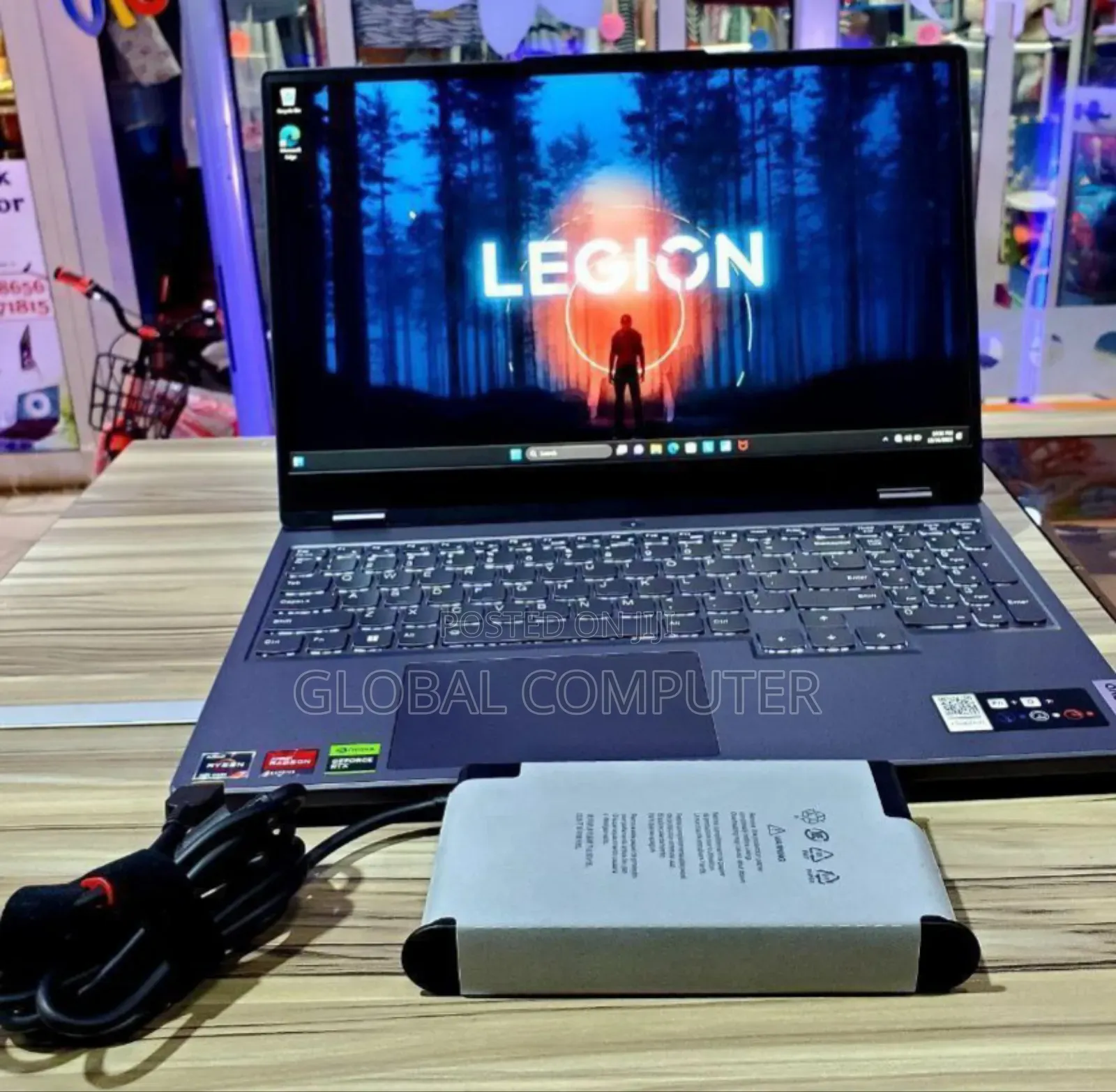 New Laptop Lenovo Legion 5 16GB AMD Ryzen 7 SSD 1T