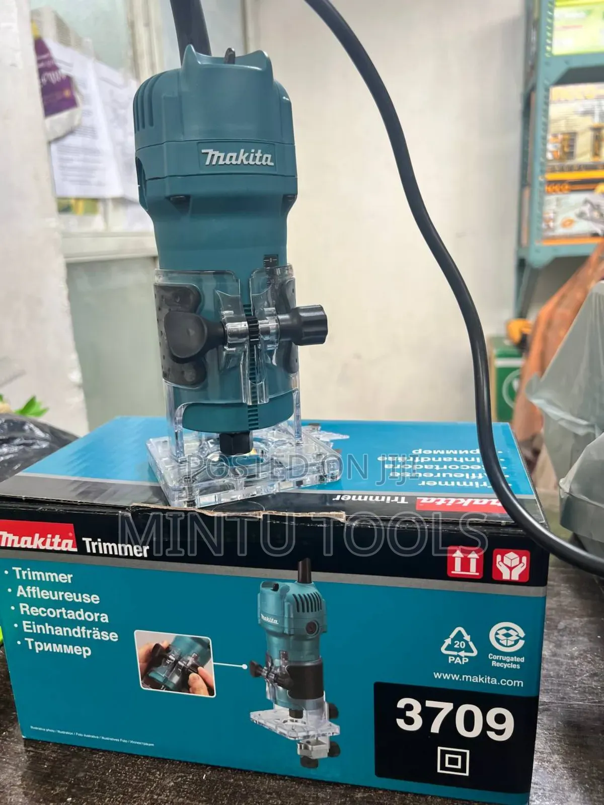 Makita Trimmer Router 530w