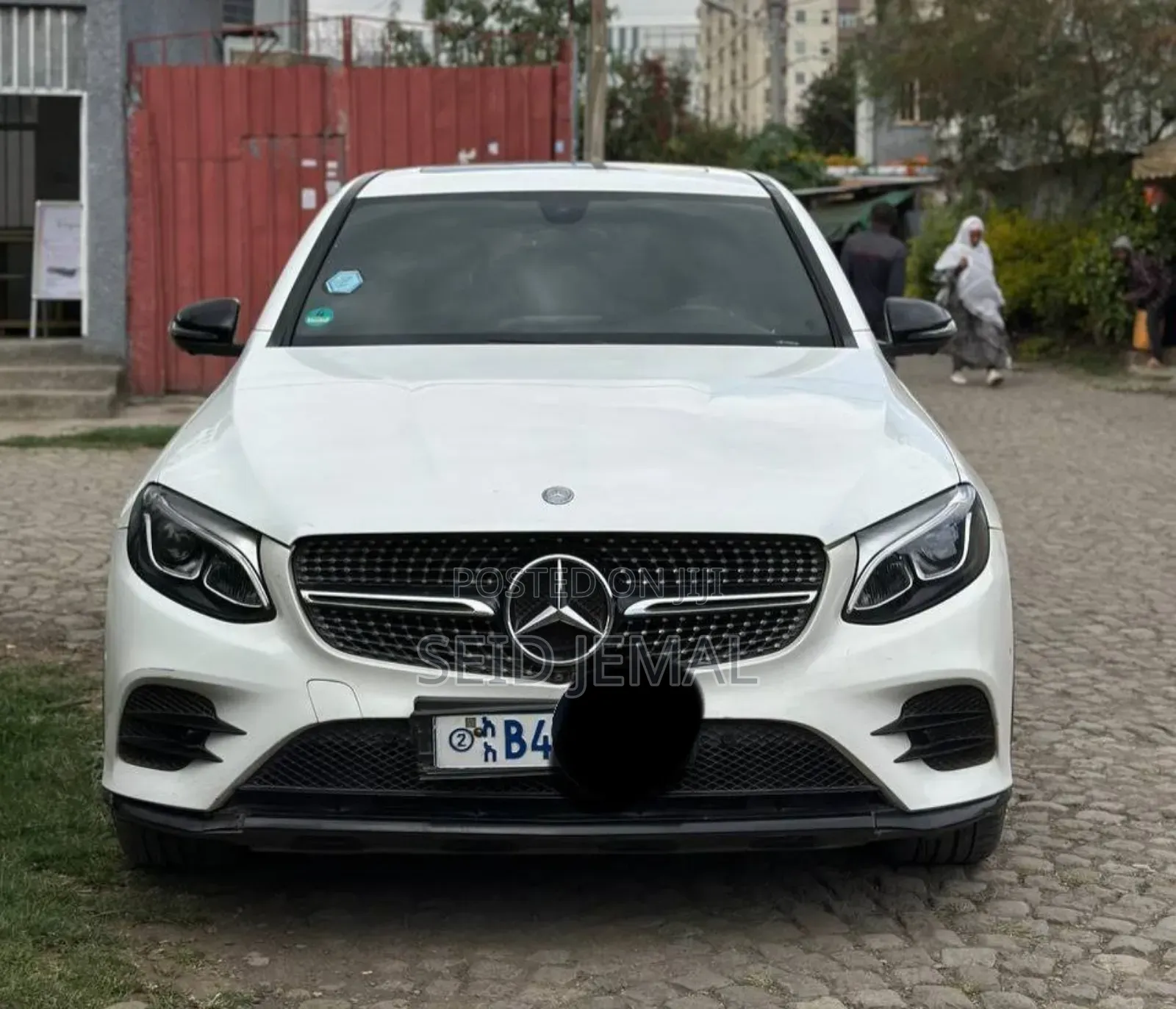 Mercedes-Benz GLC-Class 2018 Off white