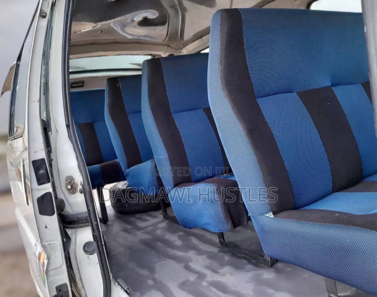 Toyota HiAce 2003 White