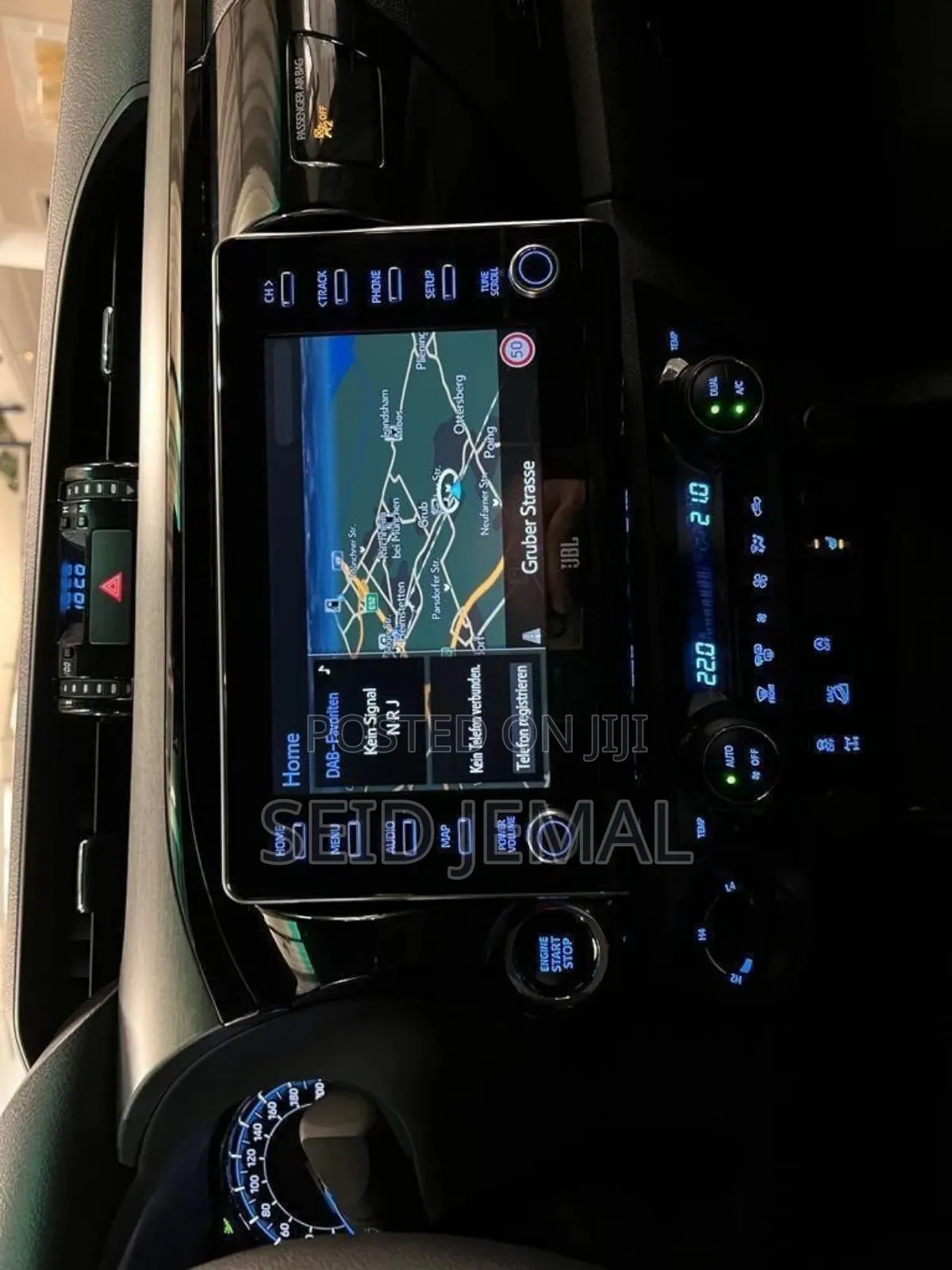 New Toyota Hilux 2024 Gray