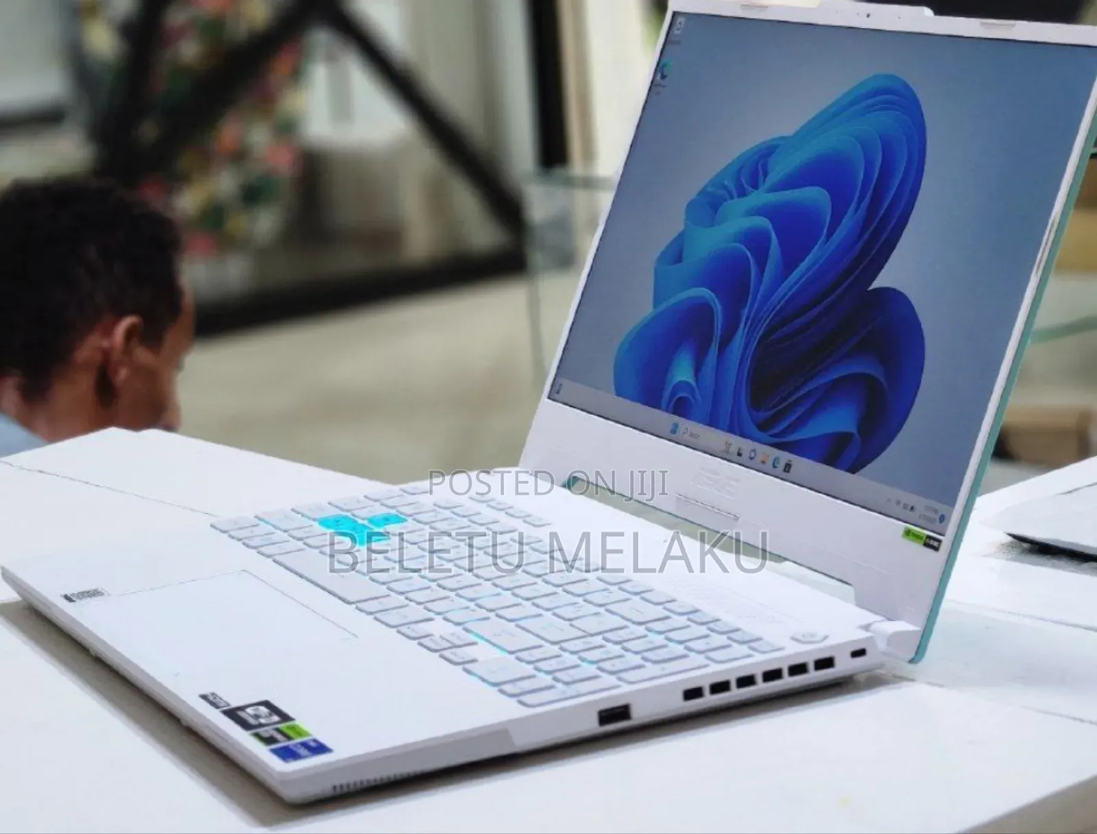 New Laptop Asus TUF Gaming F16 16GB Intel Core I7 SSD 512GB