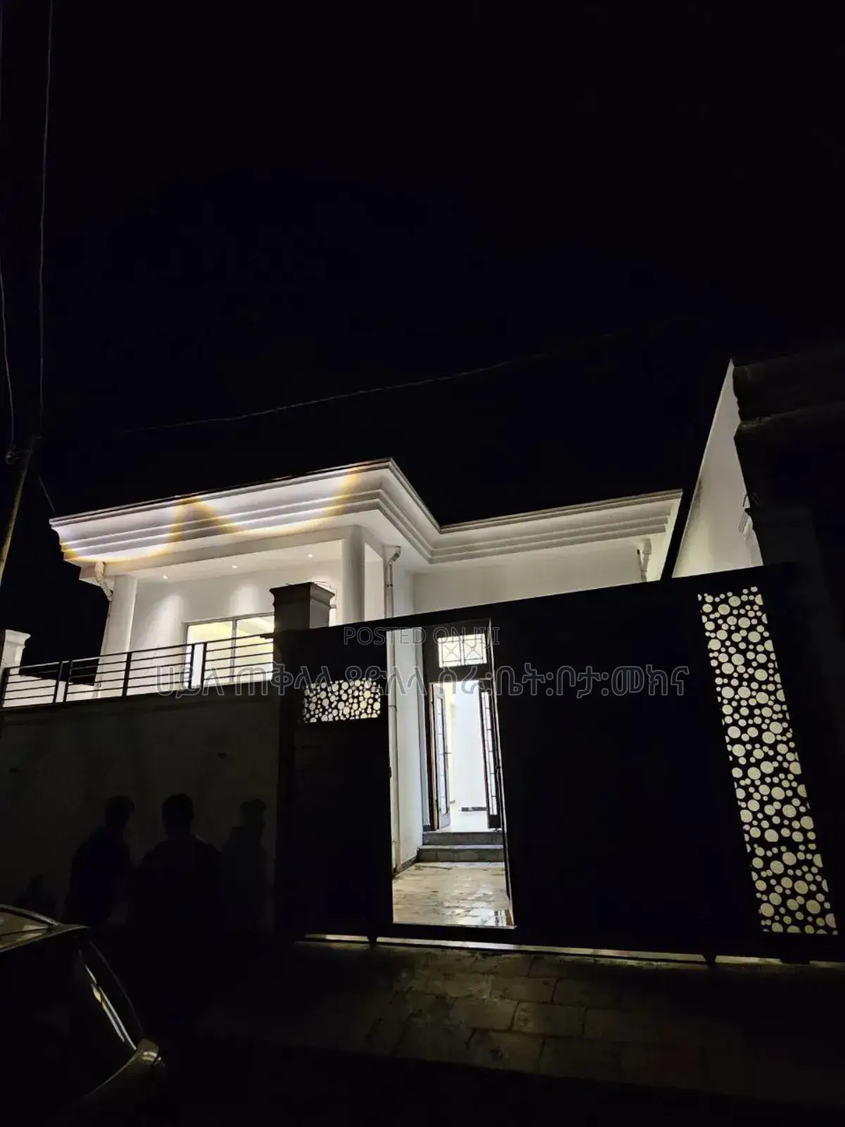 Furnished 3bdrm Villa in Ccd አካባቢ, Oromia-Finfinne for sale
