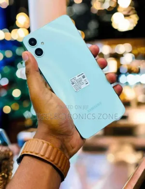Photo - New Samsung Galaxy A05 64 GB