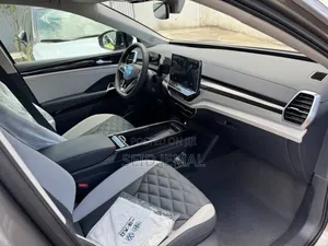 New Volkswagen ID.6 2024 Silver