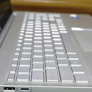 New Laptop HP Pavilion 15 8GB Intel Core I5 SSD 512GB