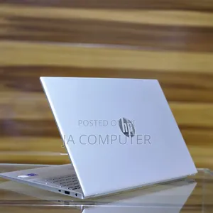 New Laptop HP Pavilion 15 8GB Intel Core I5 SSD 512GB