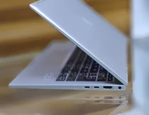 New Laptop HP EliteBook 830 G7 16GB Intel Core I7 SSD 512GB