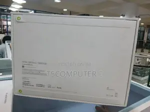 New Laptop Apple MacBook Air 2025 M4 13-Inch 16GB Apple M4 SSD 256GB