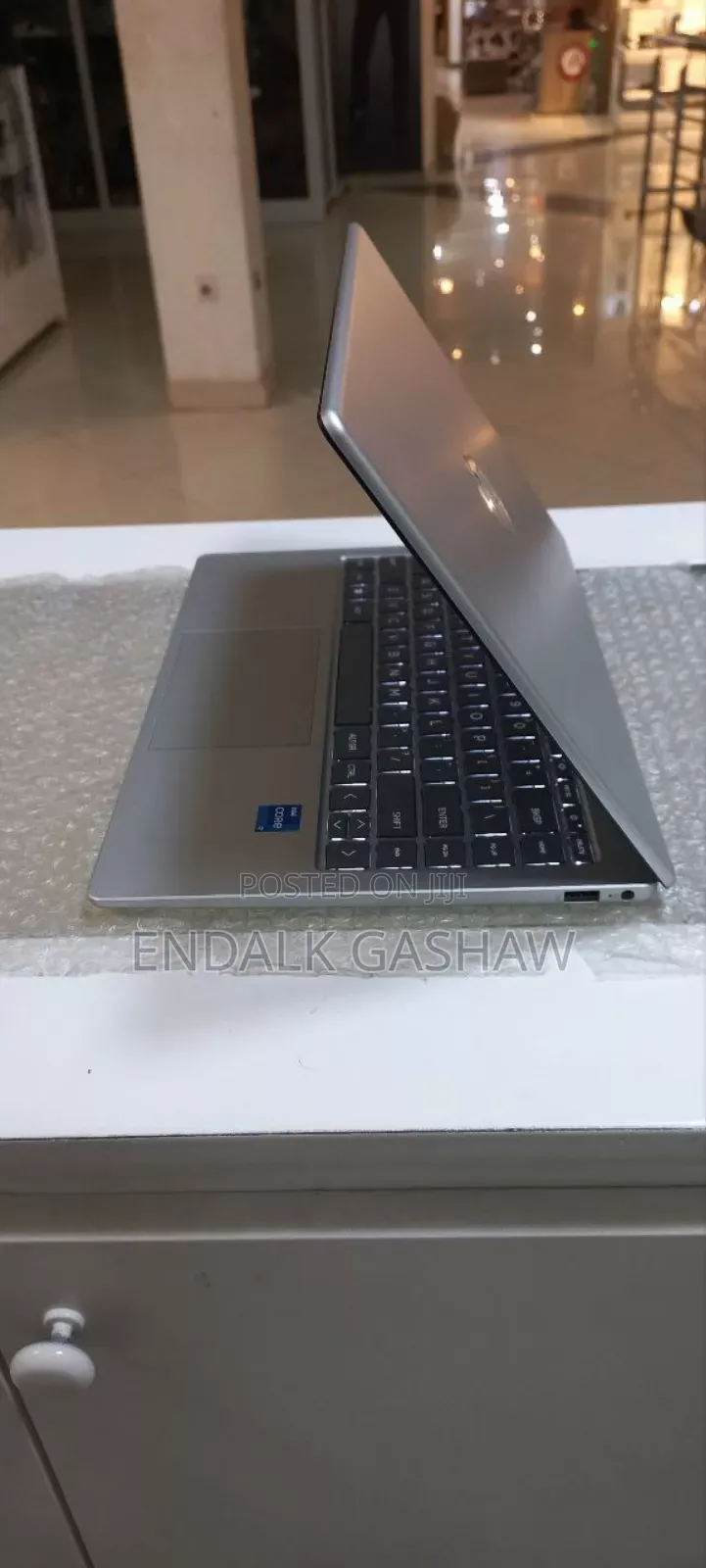 New Laptop HP Stream Notebook 8GB Intel Core I7 SSD 512GB