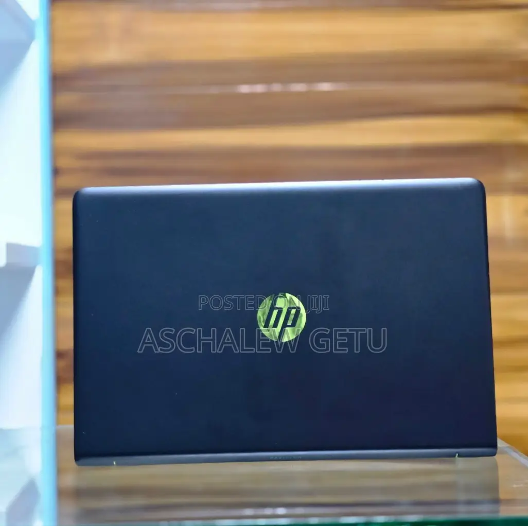 New Laptop HP Pavilion 15 8GB Intel Core I5 SSD 1T