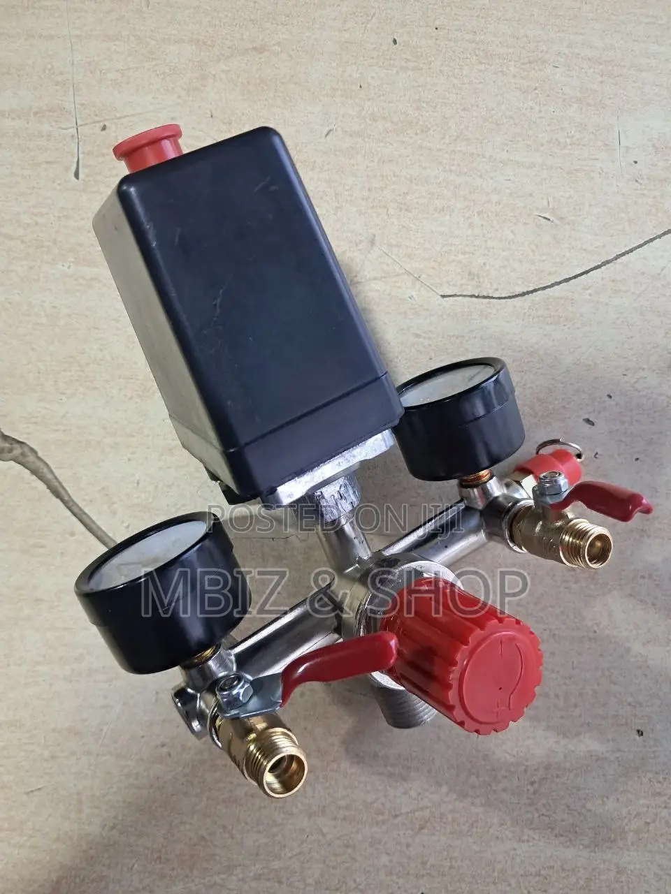 Compressor Eci (የኮምፕረሰር እሲዊች)