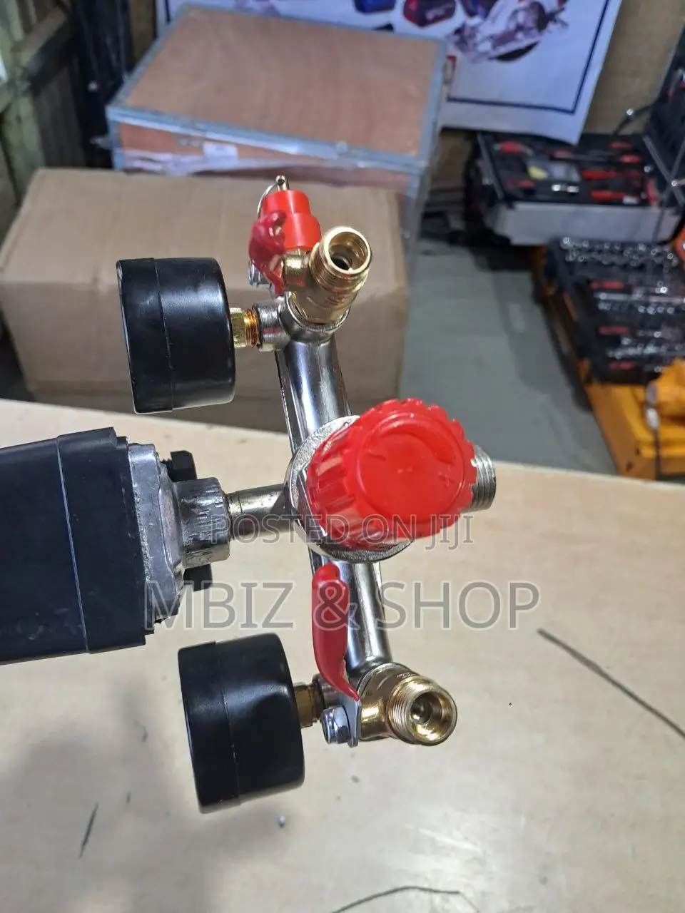 Compressor Eci (የኮምፕረሰር እሲዊች)