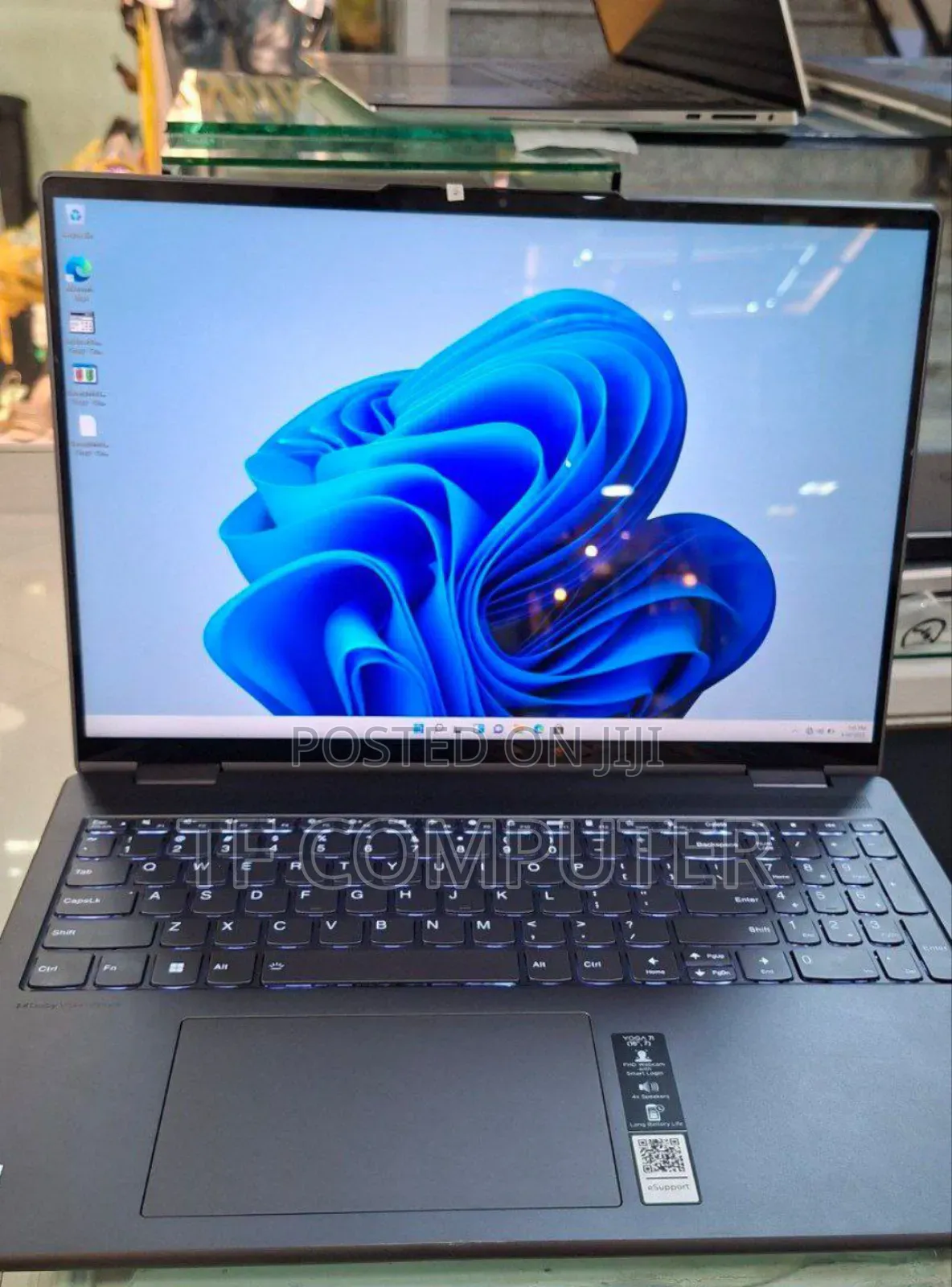 New Laptop Lenovo Yoga 7i 16GB Intel Core I7 SSD 1T