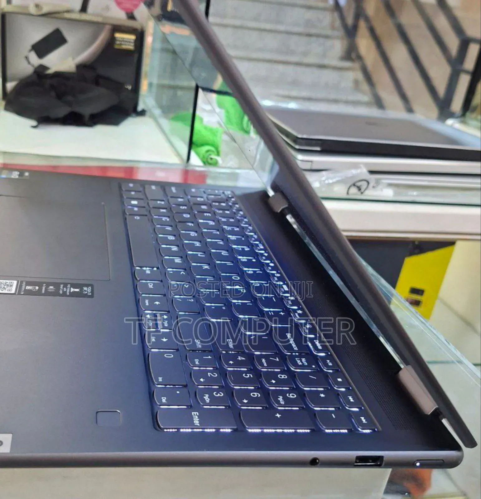 New Laptop Lenovo Yoga 7i 16GB Intel Core I7 SSD 1T