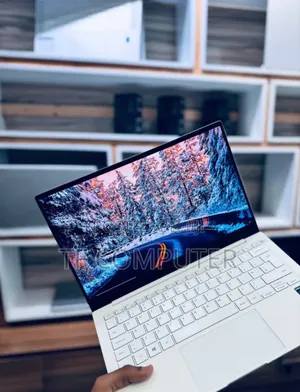 New Laptop Samsung Galaxy Book 2 16GB Intel Core I7 SSD 512GB