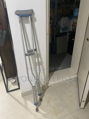 Photo - Kranch/Chaithanya Orthopaedics Axillary Crutches - Large