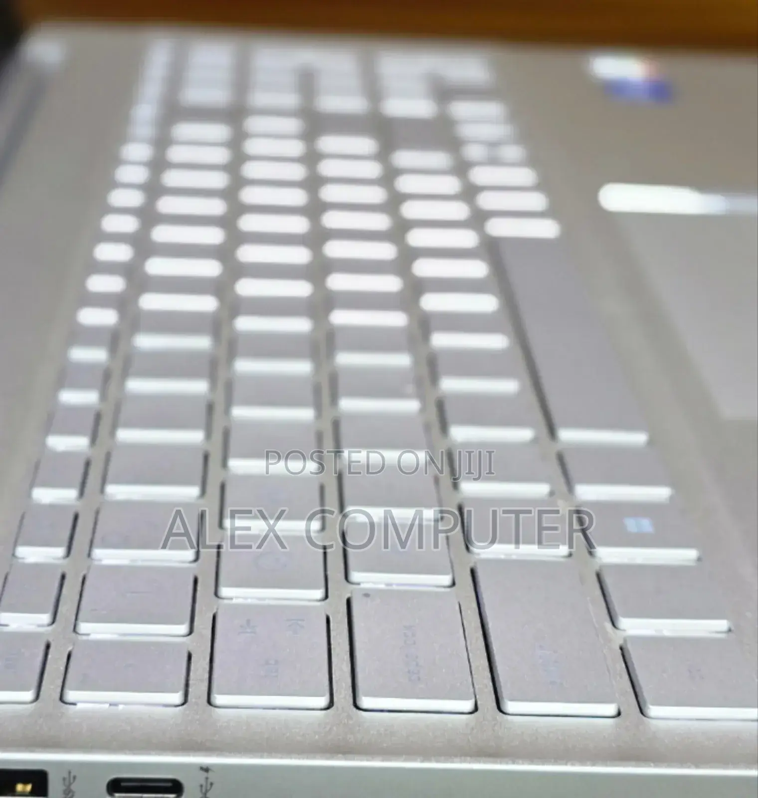 New Laptop HP Pavilion 15 8GB Intel Core I5 SSD 512GB