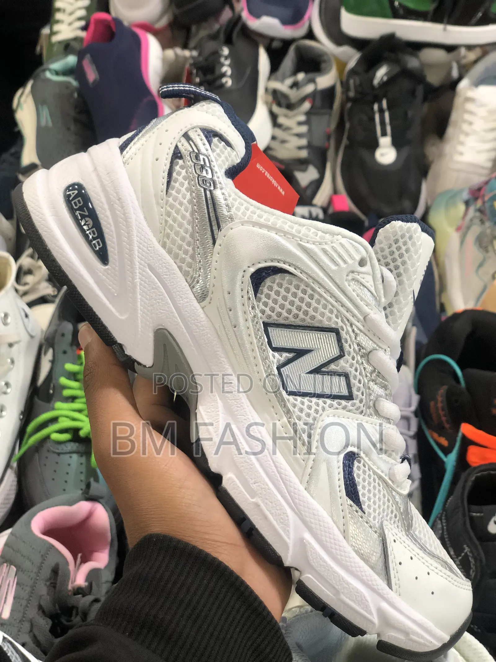 New Balance 530 Women's Sneaker White X Blue