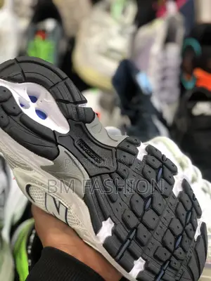 New Balance 530 Women's Sneaker White X Blue