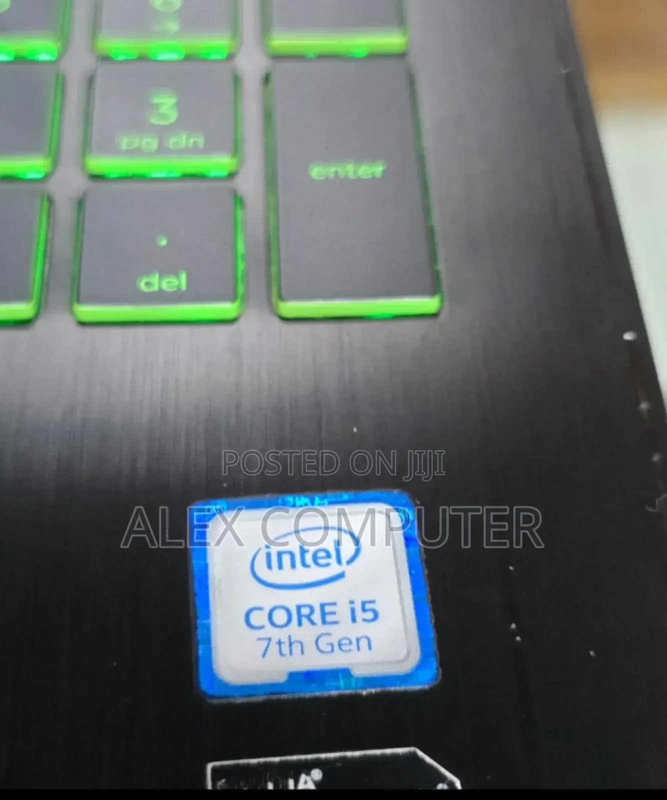 New Laptop HP Pavilion 15 8GB Intel Core I5 HDD 1T