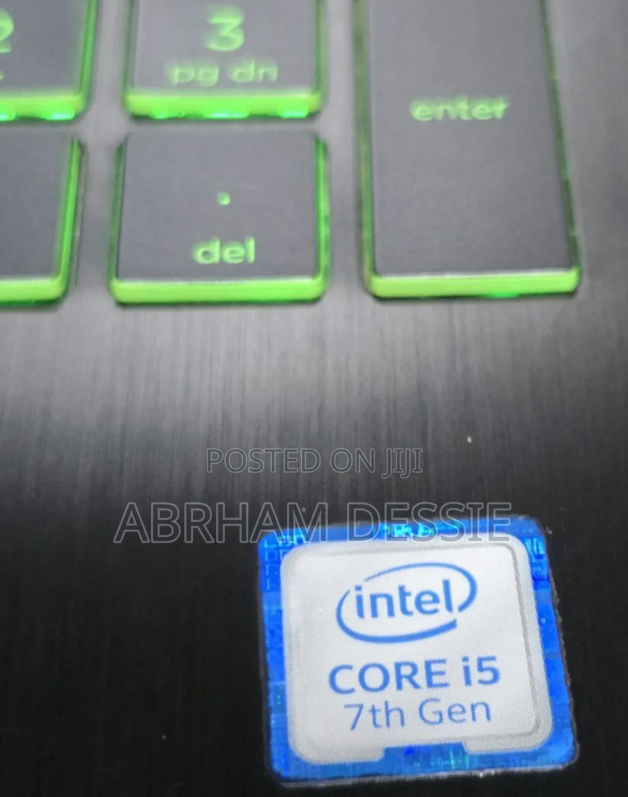 New Laptop HP Pavilion 15 8GB Intel Core I5 HDD 1T