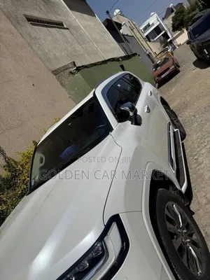 Toyota Land Cruiser 2023 White