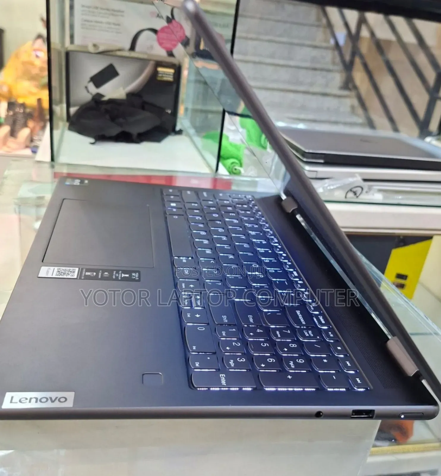 New Laptop Lenovo Yoga 7i 16GB Intel Core I7 SSD 1T