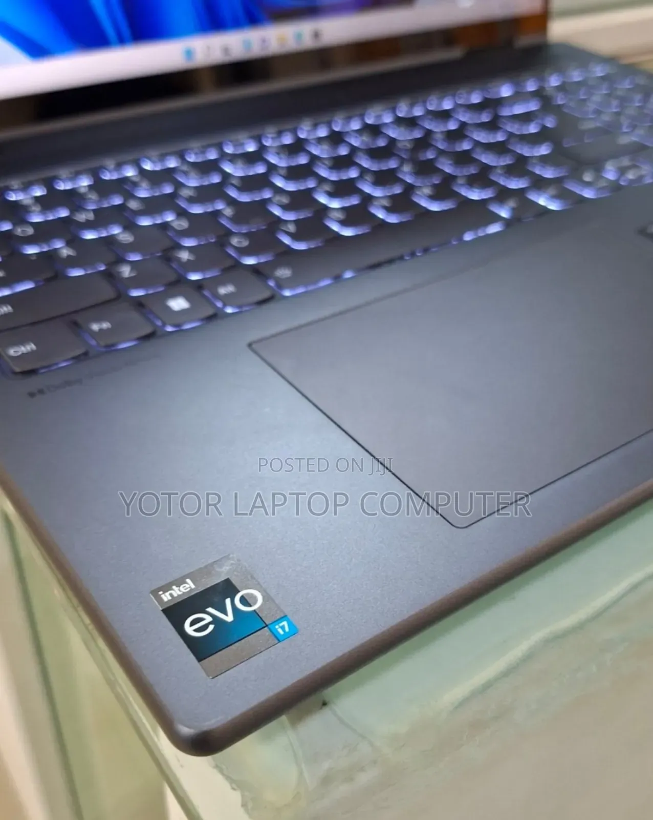 New Laptop Lenovo Yoga 7i 16GB Intel Core I7 SSD 1T