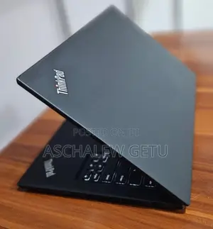 New Laptop Lenovo ThinkPad T495s 8GB AMD Ryzen 5 SSD 256GB