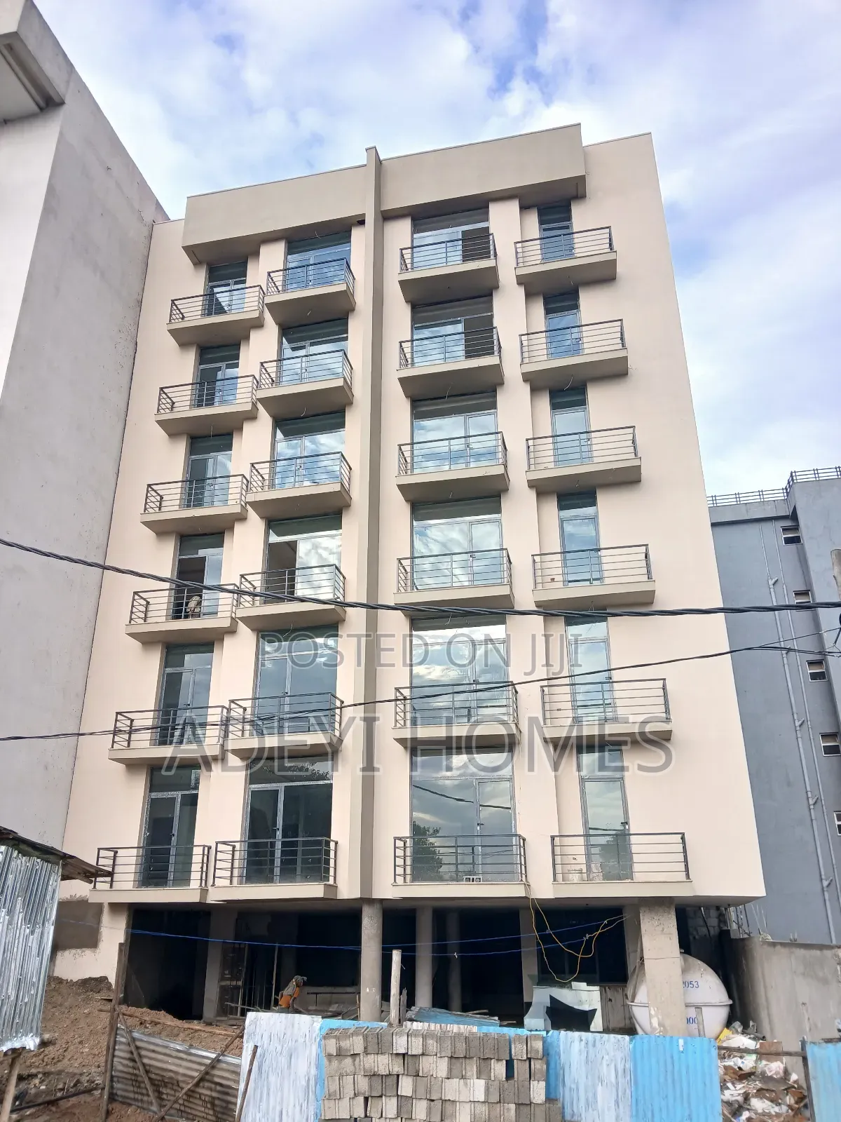 1bdrm Apartment in Yeka for sale