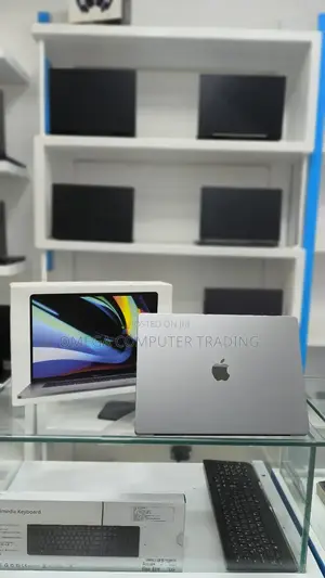 New Laptop Apple MacBook Pro M1 16GB Apple M1 Pro SSD 512GB