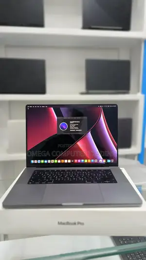 New Laptop Apple MacBook Pro M1 16GB Apple M1 Pro SSD 512GB