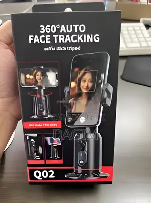 Q02 360 Auto Face Tracking