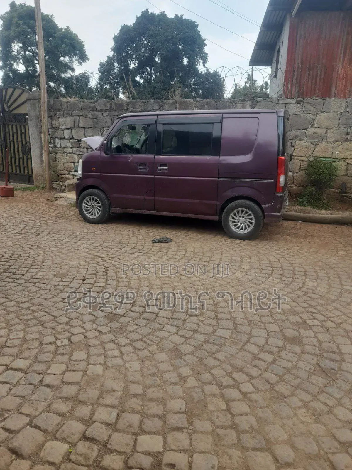 Suzuki Every Wagon 2012 Burgundy